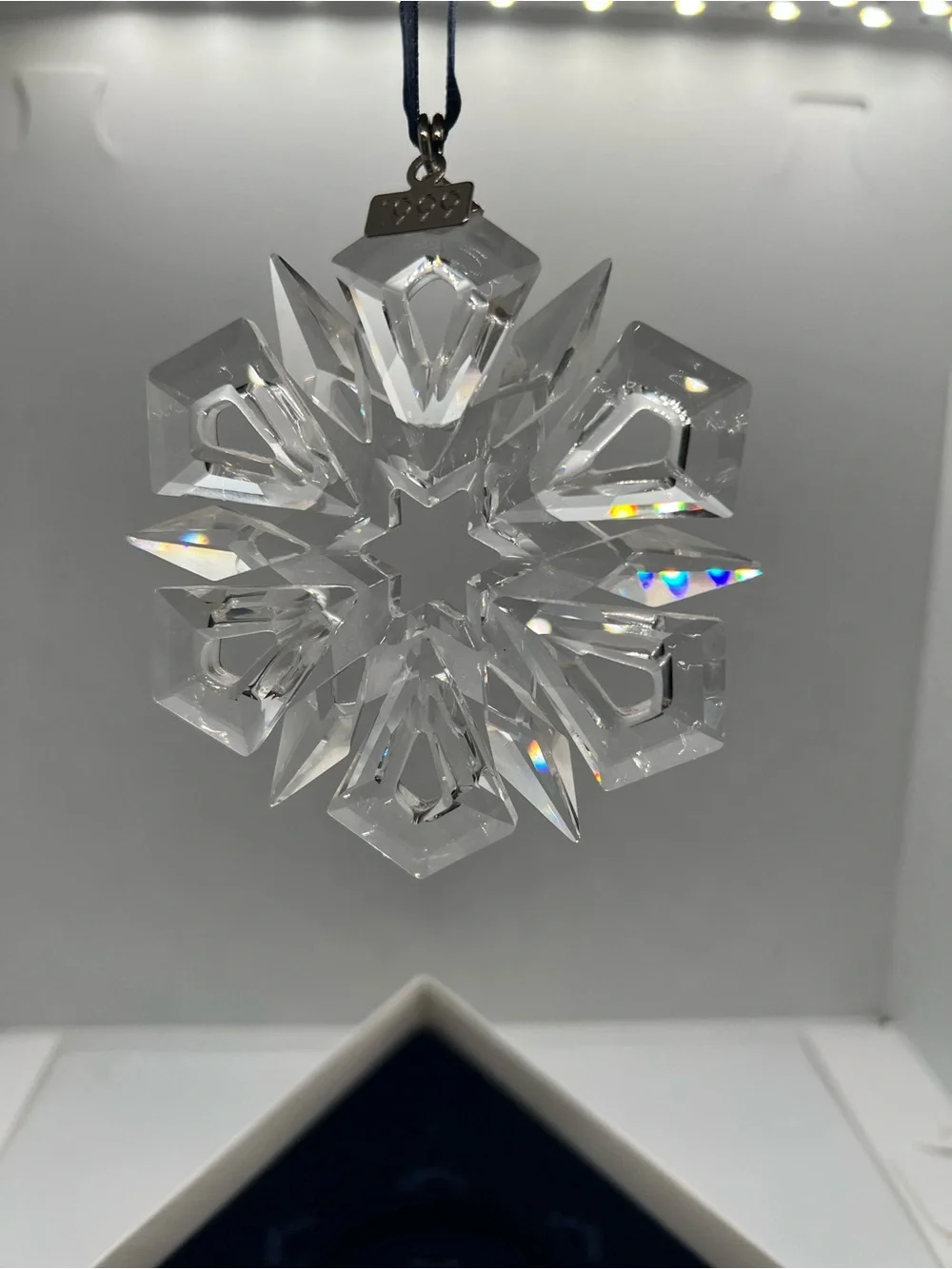 Swarovski Crystal 1999 Annual Christmas Ornament w/ Box